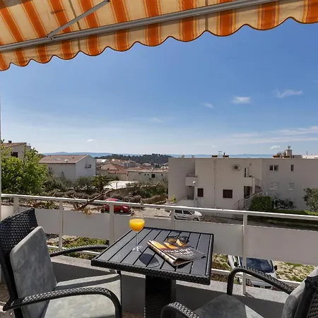 アパート Mediterranean Living マカルスカ